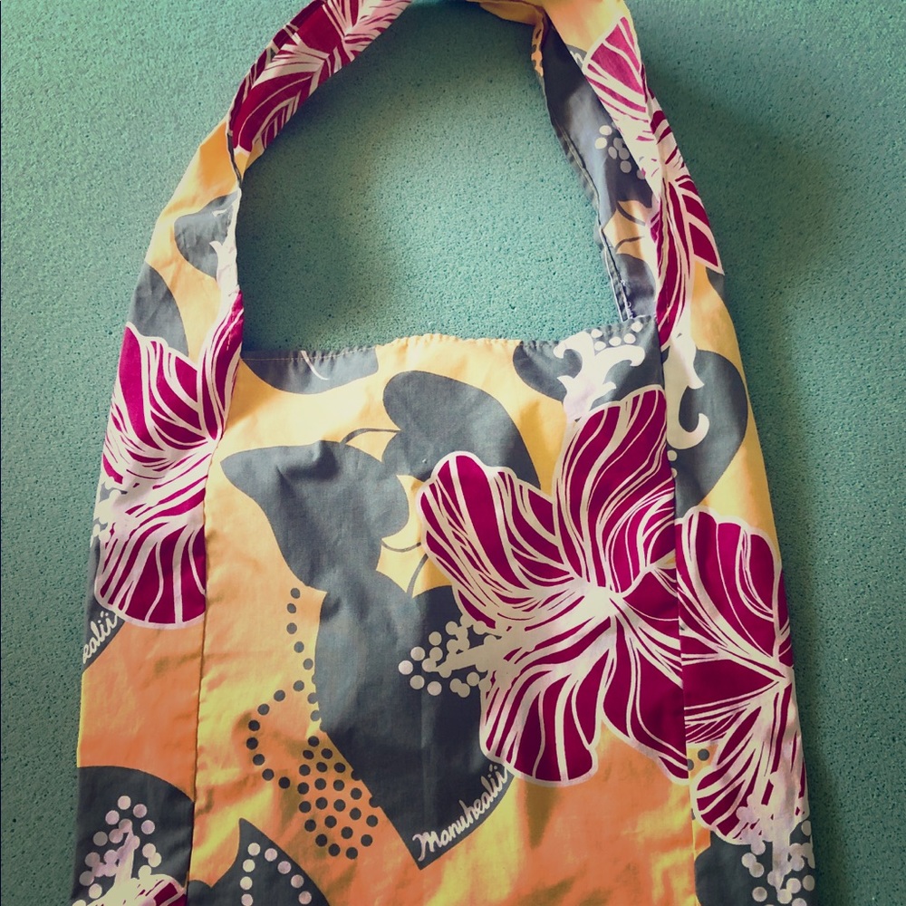 Manuheali’i Lightweight Tropical Print Sack Bag